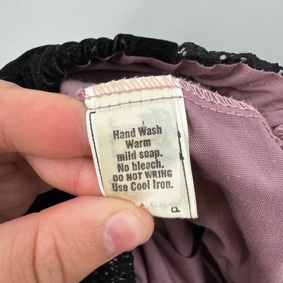 Vintage 1960s velvet lace midi skirt - Picture 4 of 6